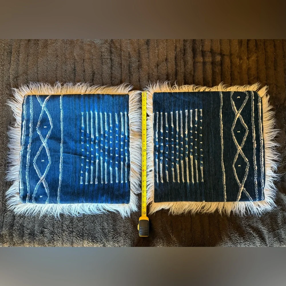 LOLOI Two Pillow Covers 22 X 22 Blue Off White Woven Boho‎ Tribal Zip Closure